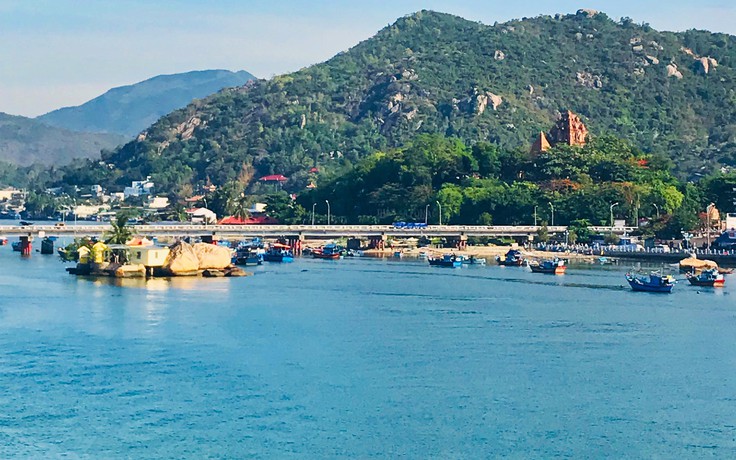 Virapura - kinh đô Hoàn Vương nằm ở khu vực nào? Virapura - kinh đô Hoàn Vương nằm ở khu vực nào?