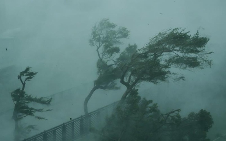 Siêu bão Mangkhut đổ bộ vào Trung Quốc