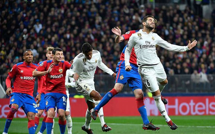 Champions League: Real Madrid thua sốc tại Moscow, M.U hoà an ủi