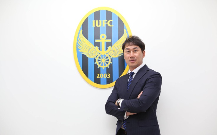 CLB Incheon United của Công Phượng có HLV mới