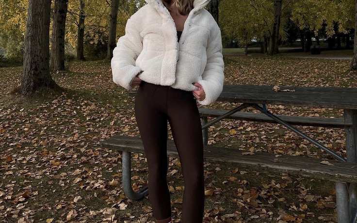 Làm thế nào để trở nên thật thời thượng khi mặc quần legging vào mùa đông?
