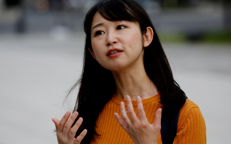 Gần 20.000 phụ nữ Nhật phản đối giày cao gót