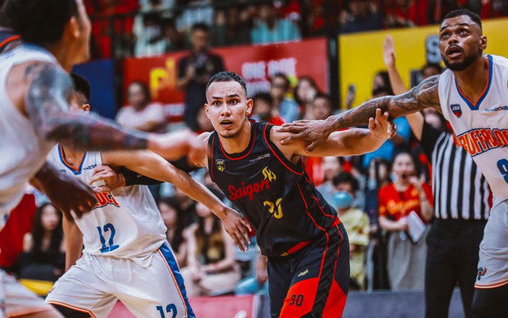 Saigon Heat thể hiện đẳng cấp ở giải bóng rổ VBA 2022