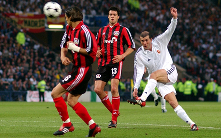 Ngày này năm ấy (15.5): Zidane ghi siêu phẩm ở chung kết Champions League