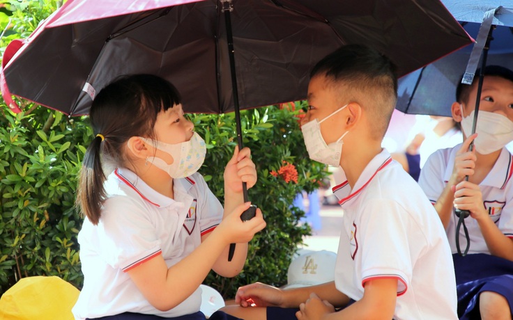 Quảng Ninh: Hơn 97% trẻ em 5-12 tuổi được tiêm vắc xin phòng Covid-19 Quảng Ninh: Hơn 97% trẻ em 5-12 tuổi được tiêm vắc xin phòng Covid-19