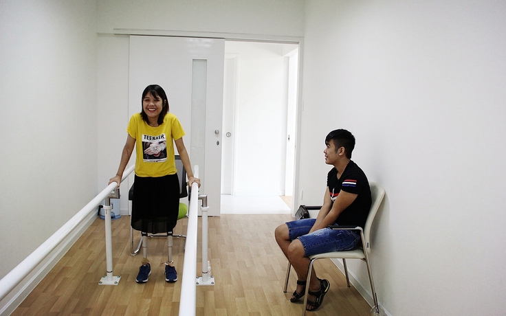 Chạm vào ước mơ: Hành trình chinh phục đôi chân mới của Hoa