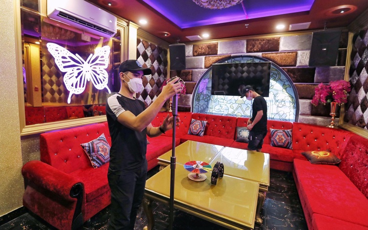 Từ 0 giờ ngày 8.4, Hà Nội cho mở cửa bar, massage và karaoke Từ 0 giờ ngày 8.4, Hà Nội cho mở cửa bar, massage và karaoke