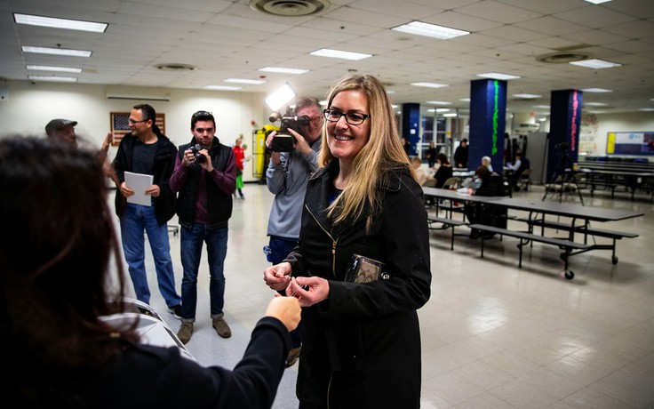 Bầu cử giữa kỳ Mỹ: cuộc đua càng lúc càng gay cấn