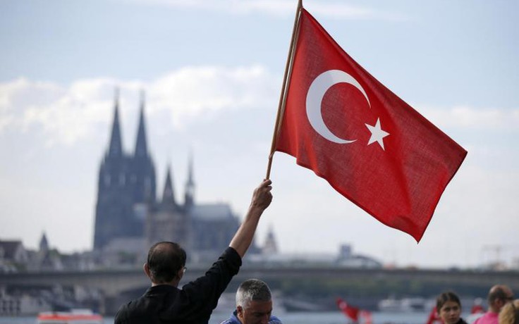 Thổ Nhĩ Kỳ bắt phóng viên Đức: Phép thử và thách thức với Đức và EU