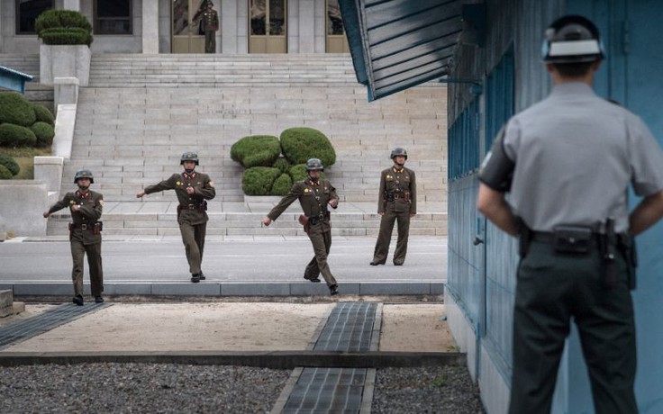 Triều Tiên gỡ mìn tại giới tuyến