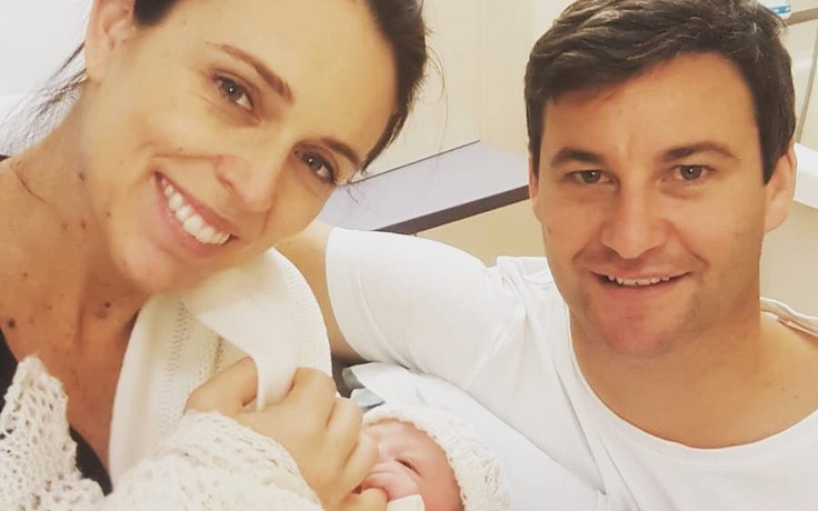 Thủ tướng New Zealand sinh con đầu lòng
