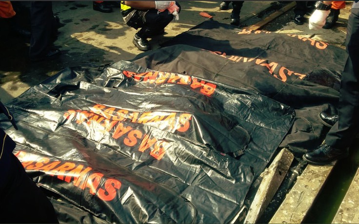 Vụ rơi máy bay Indonesia: tìm được nhiều thi thể
