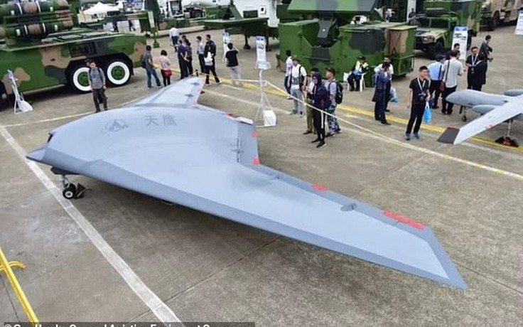 Trung Quốc lần đầu 'khoe' UAV tàng hình