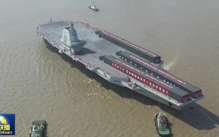 Trung Quốc hạ thủy tàu sân bay Phúc Kiến, hiện đại vượt trội 2 tàu sân bay trước