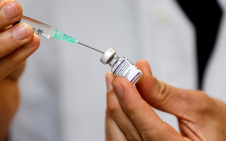Liên tục tiêm nhắc vắc xin Covid-19 là 'Không bền, tốn kém'