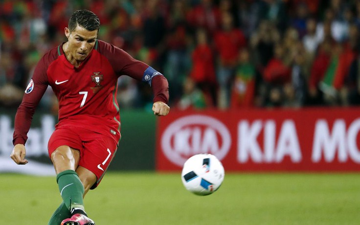 Paulo Futre: “Ronaldo có rất nhiều kẻ thù tại Bồ Đào Nha“