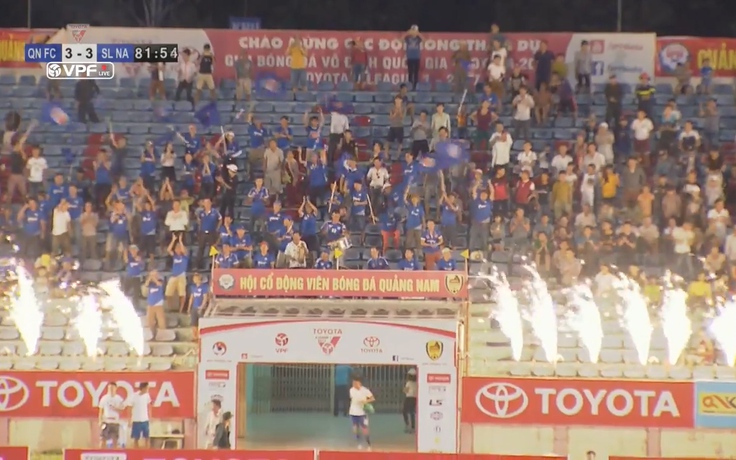 Vòng 15 V-League: Quảng Nam - SLNA, mưa bàn thắng