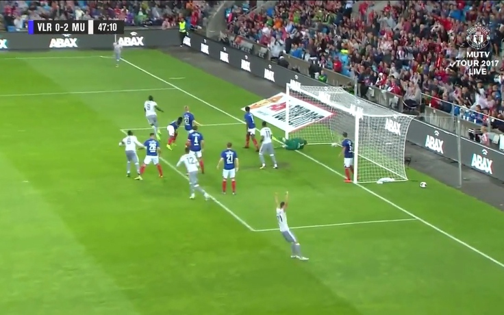 Lukaku lại ghi bàn giúp Manchester United thắng đẹp