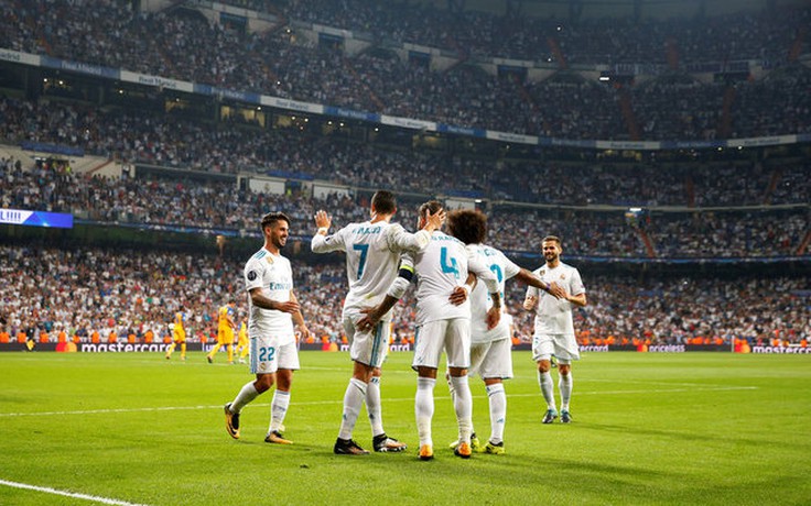 Ronaldo lập cú đúp, Real Madrid thắng dễ APOEL Nicosia