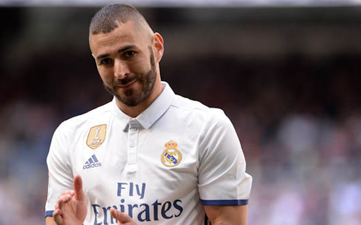 Karim Benzema gia hạn hợp đồng với Real Madrid