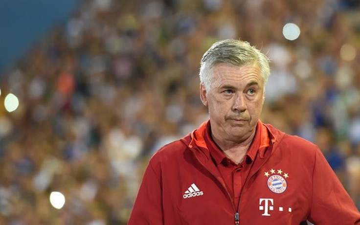 Carlo Ancelotti bị Bayern Munich sa thải
