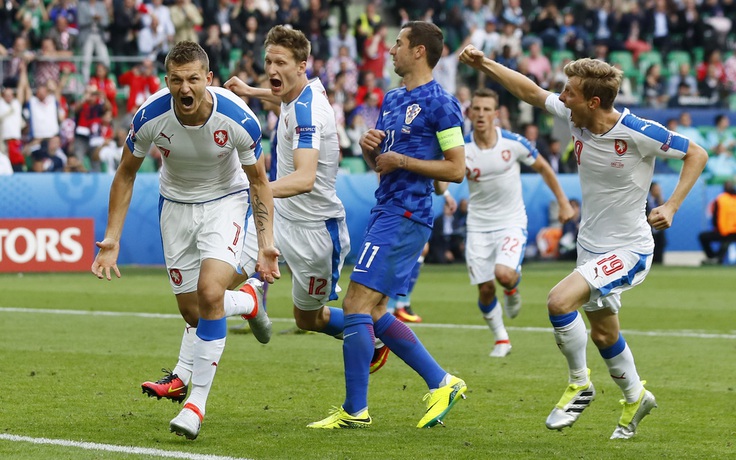 Czech 2-2 Croatia: Định mệnh khó ngờ