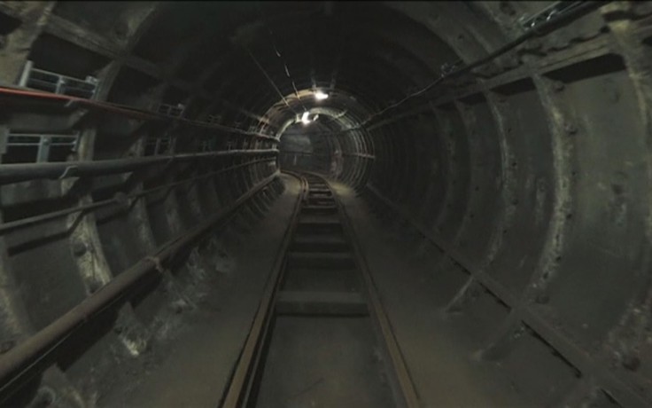 Anh: Đường sắt ngầm mở cửa lại sau 14 năm