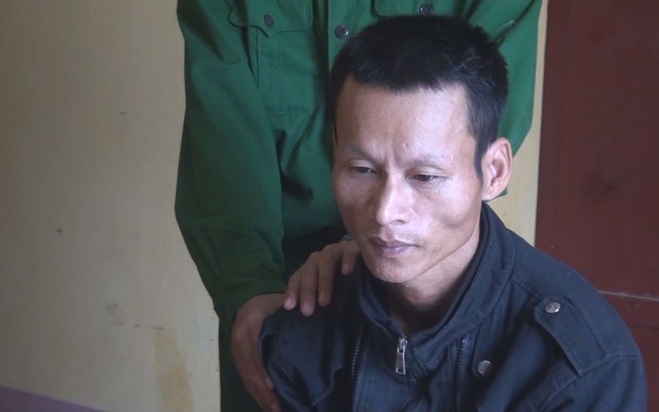 Vứt ma túy xuống đường mòn biên giới Việt – Lào khi bị kiểm tra