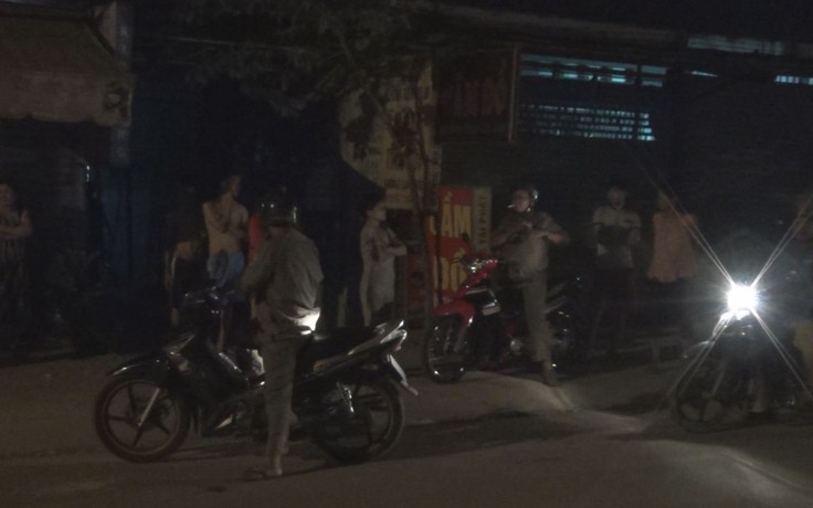 Hàng chục thanh niên “hỗn chiến”, 2 người bị thương.