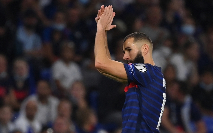 Benzema có thể rút lại quyết định giã từ tuyển Pháp Benzema có thể rút lại quyết định giã từ tuyển Pháp