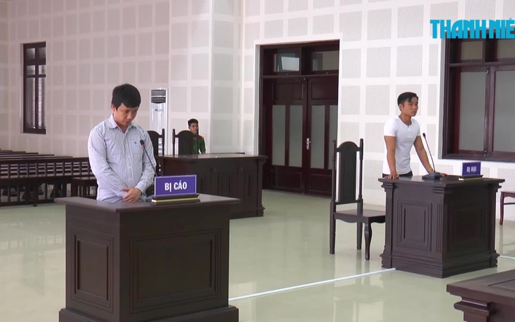 Đi hát karaoke, một mình đâm 3 người ở “phố Hồng Kông”