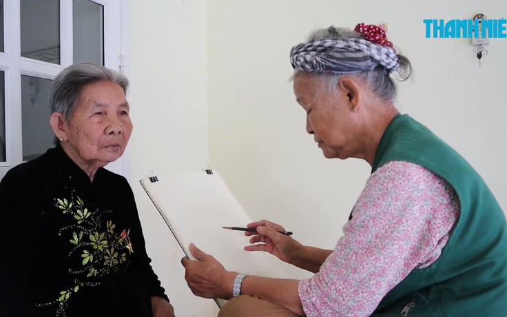 Nữ họa sĩ 8 năm rong ruổi vẽ chân dung gần 1.800 Mẹ Việt Nam anh hùng