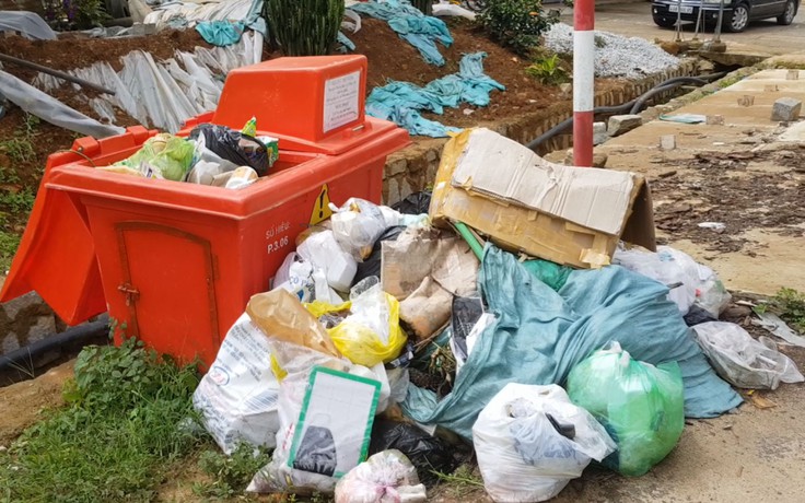 Thu gom rác thải nông nghiệp độc hại tại Đà Lạt đang gặp nhiều bất cập