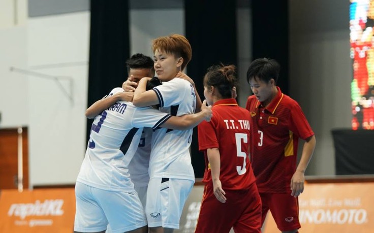 Futsal nữ Việt Nam thua đáng tiếc Thái Lan
