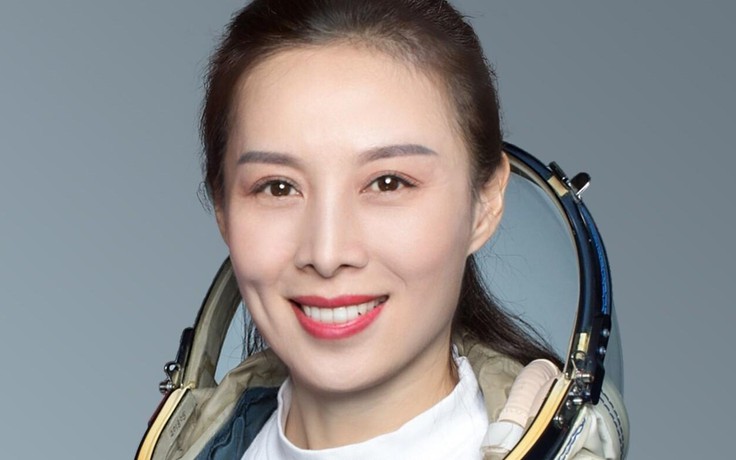'Đóa hồng trên vụ trụ', nữ phi hành gia Trung Quốc đầu tiên đi bộ ngoài không gian là ai?