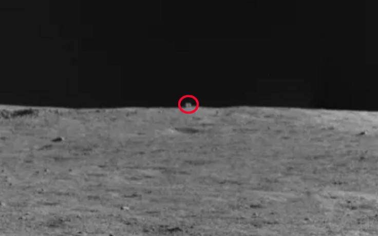 'Túp lều bí ẩn' trên mặt trăng thật ra là gì?
