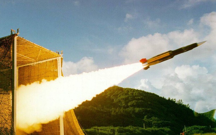Đài Loan tiết lộ loại tên lửa có thể bắn đến Bắc Kinh