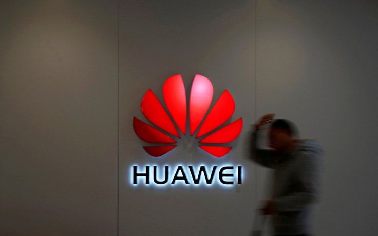 Huawei phản hồi ra sao trước chỉ trích từ Anh?