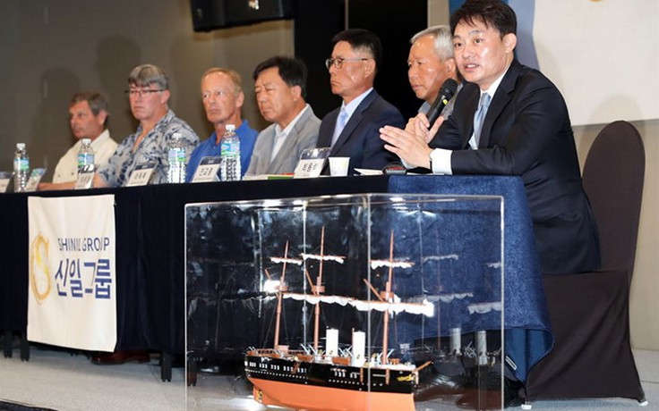 Hàn Quốc yêu cầu Interpol truy nã người liên quan vụ 'tìm xác tàu vàng 200 tấn'