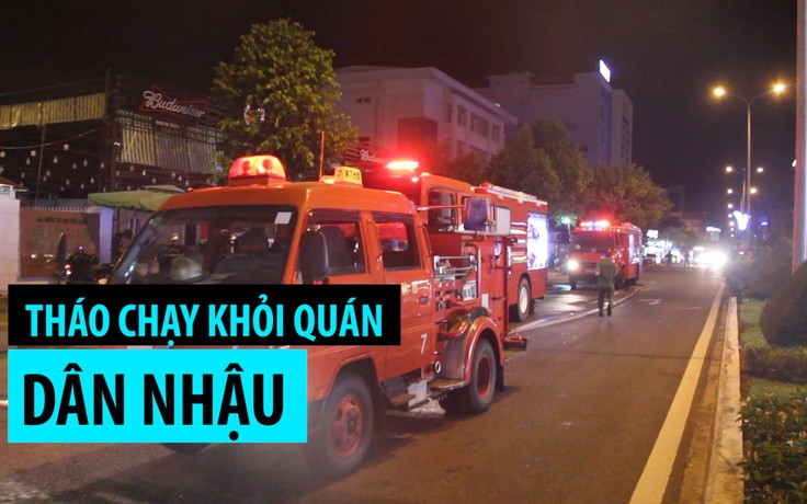 Dân nhậu Đà Nẵng tháo chạy khỏi quán sau tiếng nổ lớn