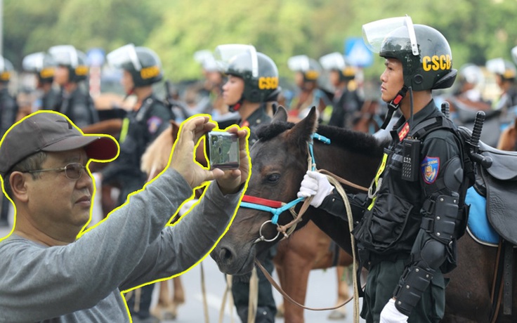 Phấn khích với đàn ngựa Mông Cổ của Cảnh sát cơ động kỵ binh Việt Nam