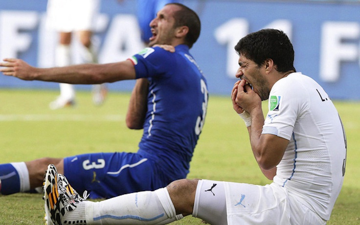 Bị cắn đau, Chiellini không giận mà còn khen tinh thần thi đấu của Suarez