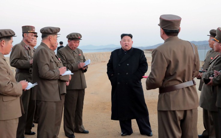Chủ tịch Kim Jong-un cho thử nghiệm 'vũ khí chiến thuật' mới