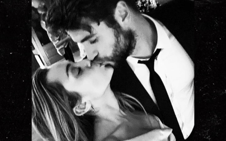 Sau 10 năm tan - hợp, Miley Cyrus và Liam Hemsworth đã nên vợ chồng