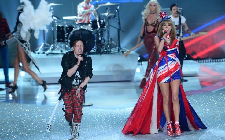 11 màn trình diễn ấn tượng tại Victoria's Secret Fashion Show