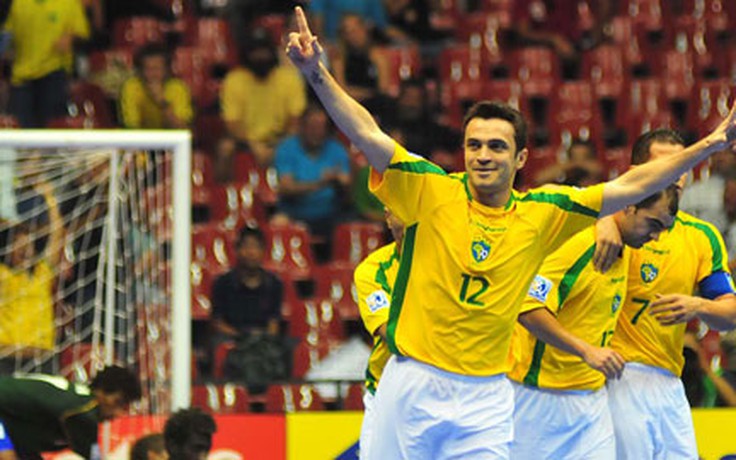 Siêu sao Futsal Falcao trở thành “người vô gia cư”
