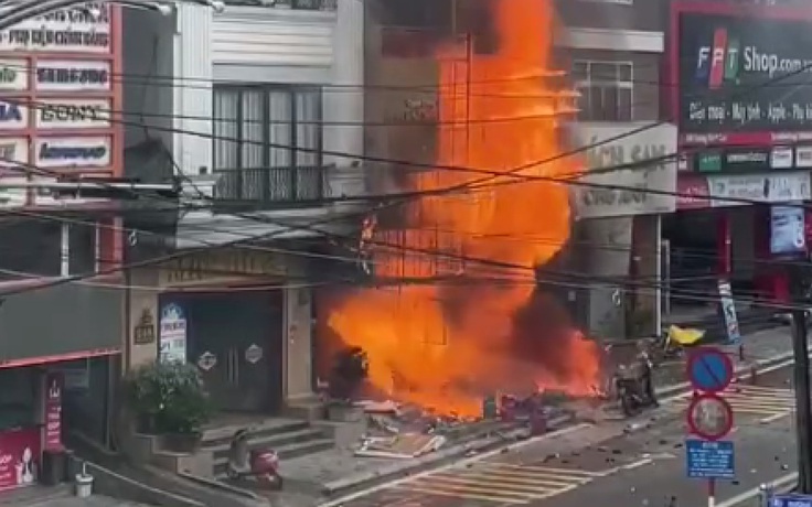 Kinh hoàng cháy nổ tại cửa hàng gas ở Lào Cai khiến nhiều người hoảng sợ