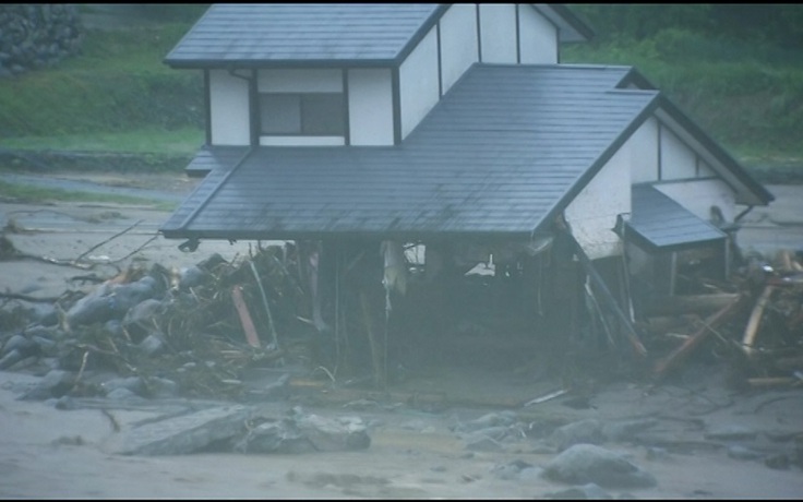 Mưa bão kỷ lục ở Nhật gây thương vong nghiêm trọng