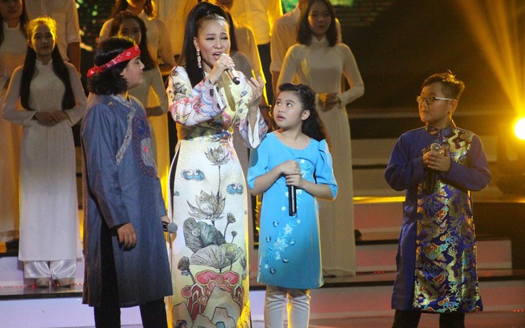 "Nghi án" Thu Minh hát nhép tại Lễ trao giải VTV Award 2016