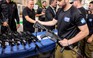 Vì sao Mỹ hoãn bán 20.000 khẩu súng cho Israel?